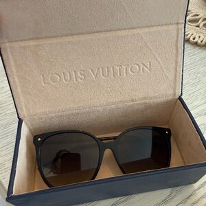 Louis Vuitton Black Women's Sunglasses with Dark Lenses